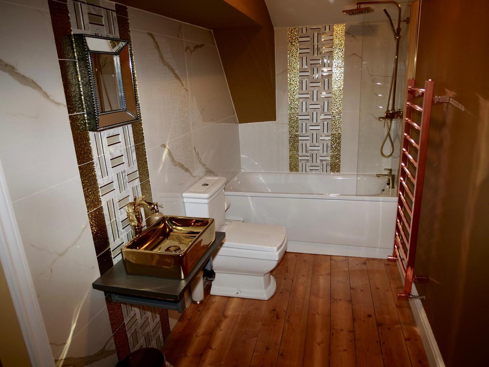Luxury 9 Bed Manor House Hot Tub Cinema Room Skytv 萨弗伦沃尔登 外观 照片