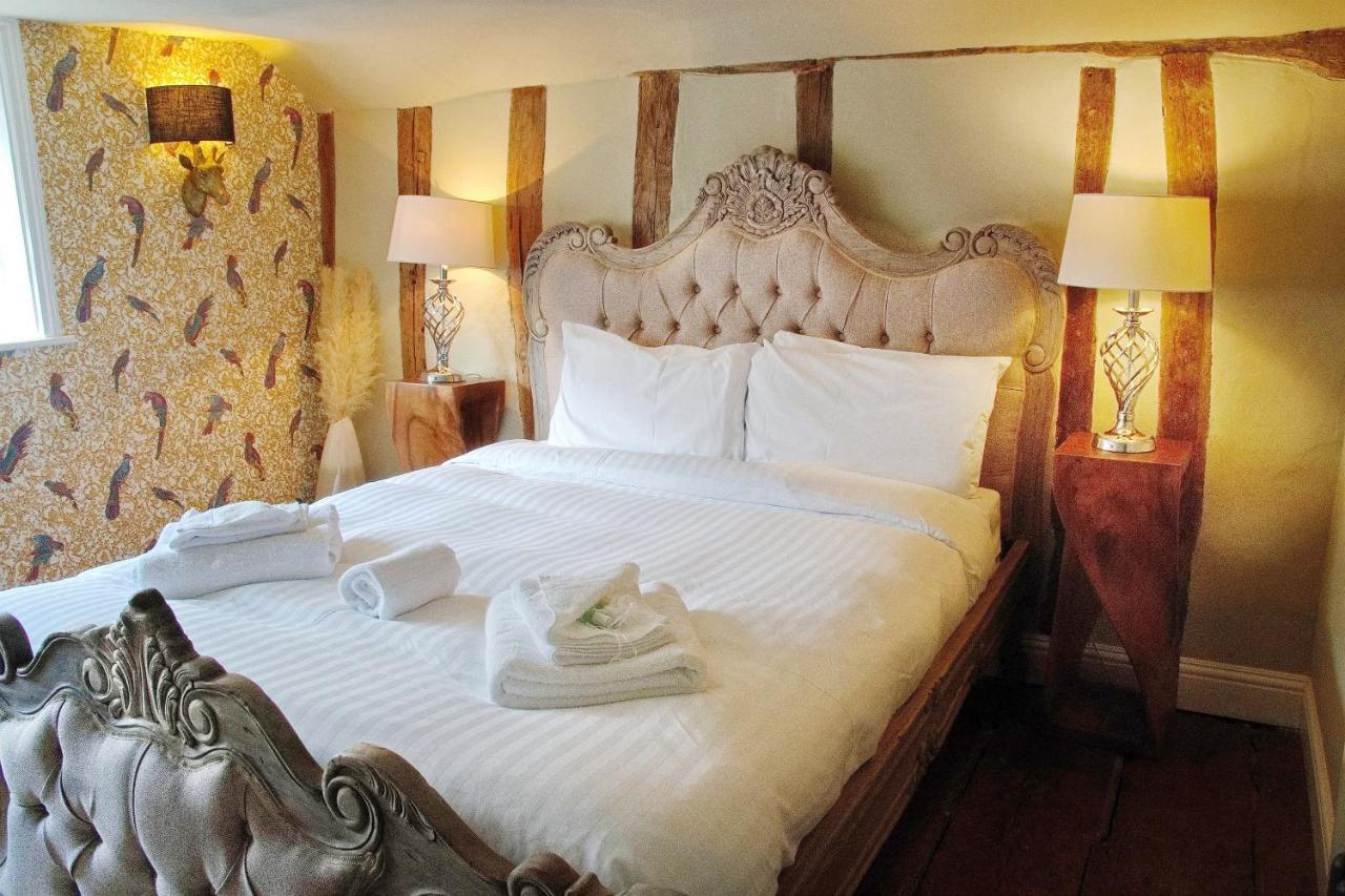 Luxury 9 Bed Manor House Hot Tub Cinema Room Skytv 萨弗伦沃尔登 外观 照片
